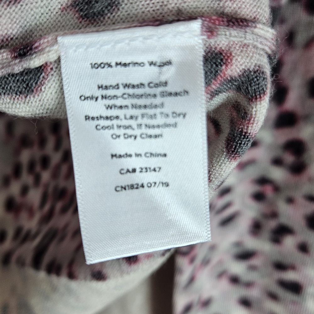 NWOT Talbots pink white animal print Merino wool cardigan sweater Womens Large - Picture 8 of 9